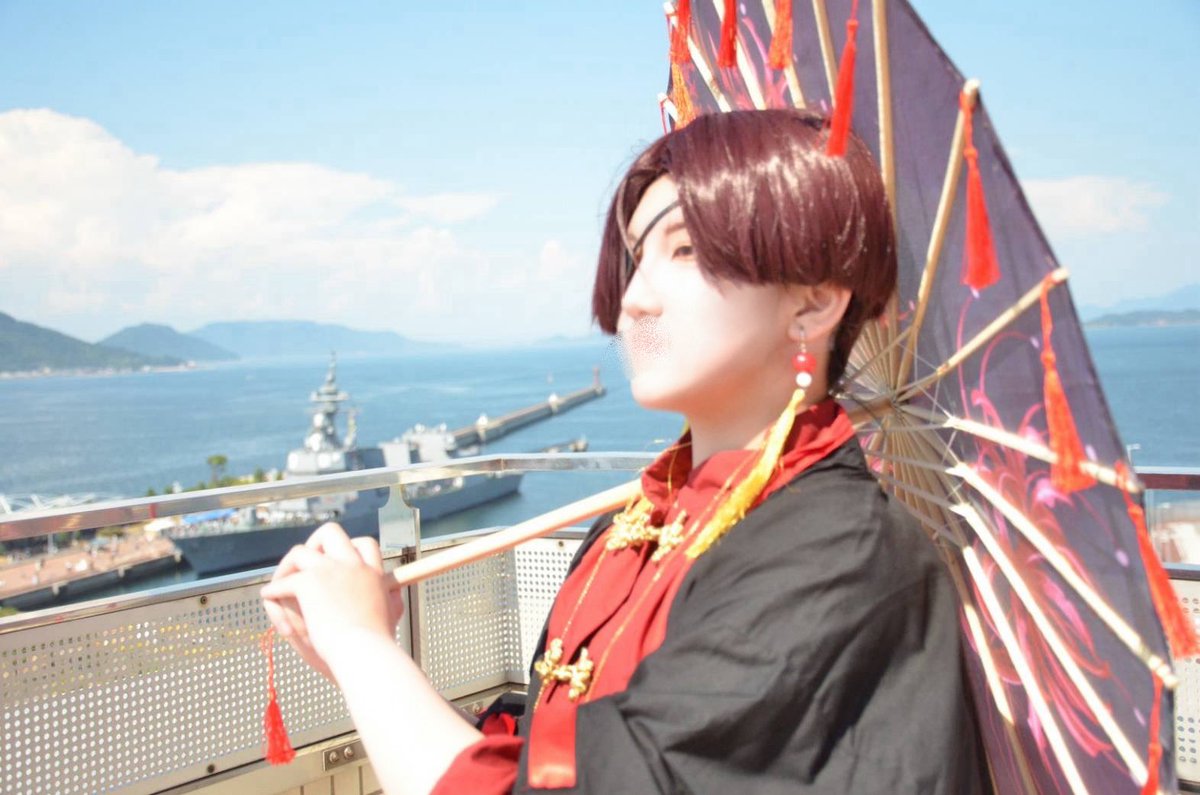 KuriimoGohan04's tweet photo. ⚠️cos/🫖

「過去と未来を見据える者」

#コスチャinサンポート高松 https://t.co/HHxD8hJZUt