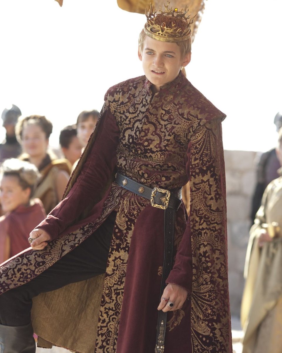 mychemicaldanse's tweet photo. yes he wasn’t a good ruler, yes he wasn’t a legitimate heir, but at least he was cunty and fierce. the chanel boots, the silk surcoats, the antler crown, the crossbow, the leather belt buckled around his snatched waist?? 10s across the board, nobody was doing it like him https://t.co/QNUWD9d8Jz