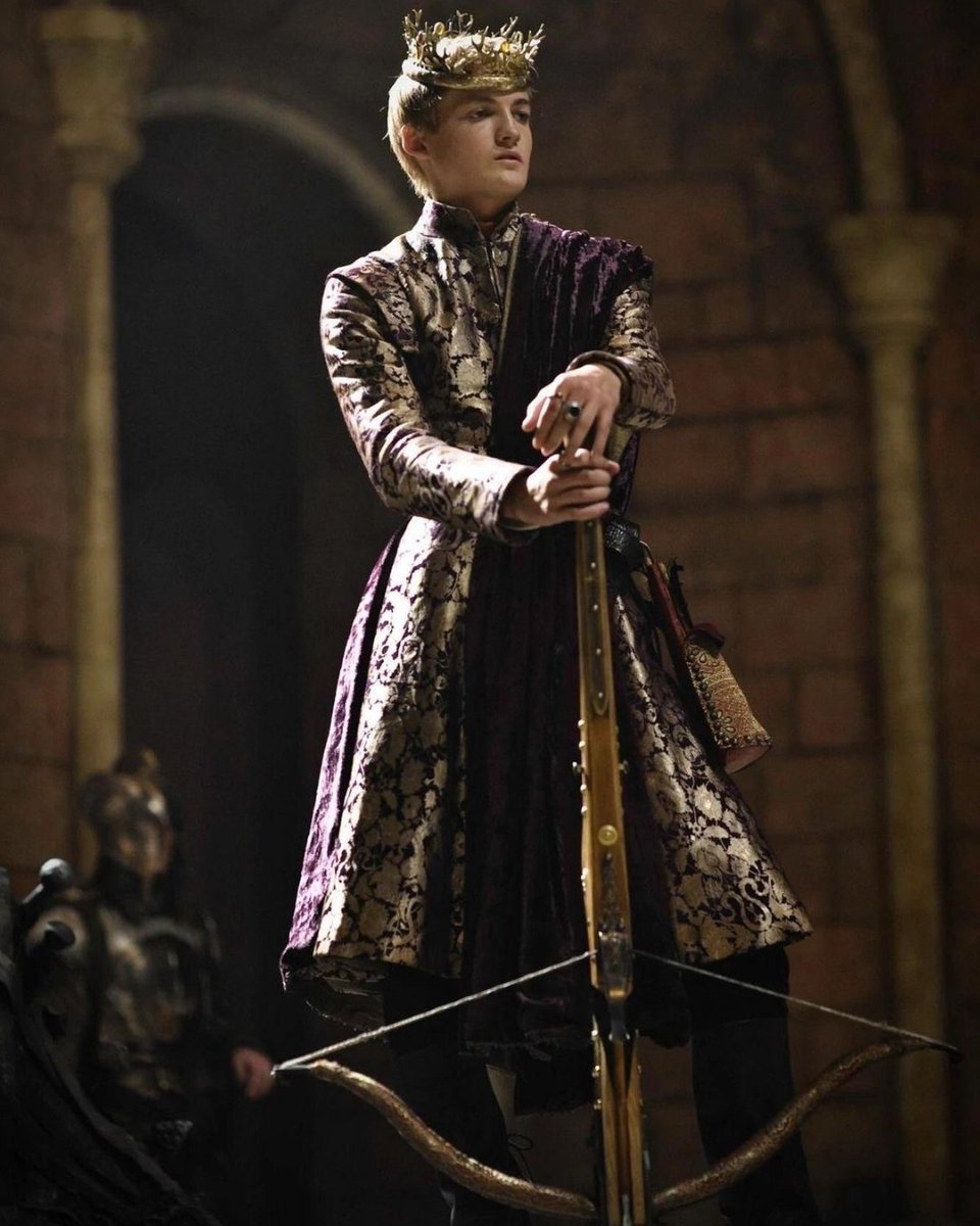 mychemicaldanse's tweet photo. yes he wasn’t a good ruler, yes he wasn’t a legitimate heir, but at least he was cunty and fierce. the chanel boots, the silk surcoats, the antler crown, the crossbow, the leather belt buckled around his snatched waist?? 10s across the board, nobody was doing it like him https://t.co/QNUWD9d8Jz