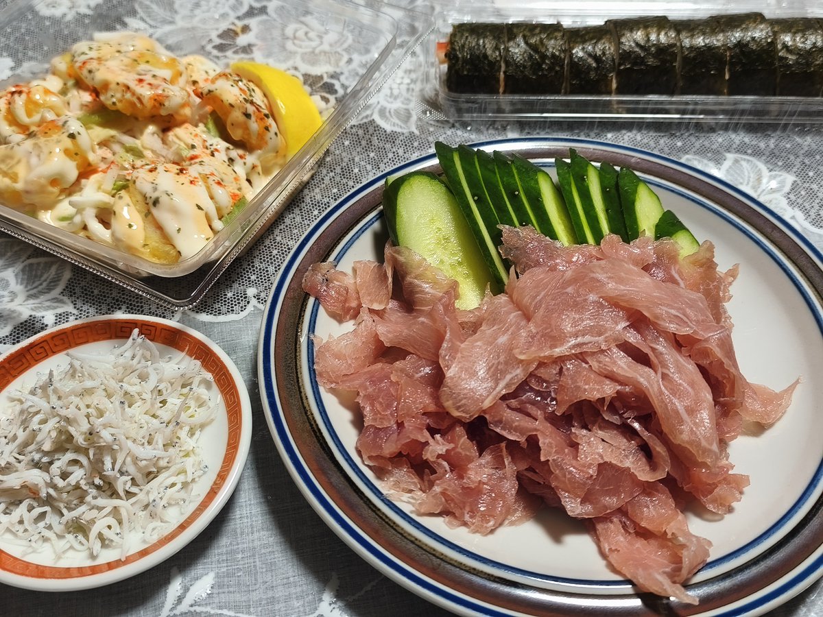 RyzenSabrow's tweet photo. 学科試験が終わったので呼吸する様にアルコールを摂取します。
( ´ー｀)ﾌｩｰ．．．🍺✨️

久々のビールはキます。
(๑•̀ㅂ•́)و🍺✨️

次に呑めるのは実技試験が終わる11月の終わり頃です。

#ばんめち
#保全屋のひとりごと https://t.co/VlmGvRY0Bf
