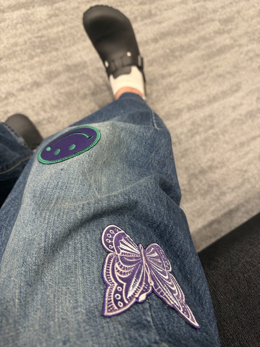 mdrkw_hikaru's tweet photo. おめでとう🎉
そう言えば、最近買ったジーンズ可愛くてお気に入り👖 https://t.co/Ab75k0FHKC