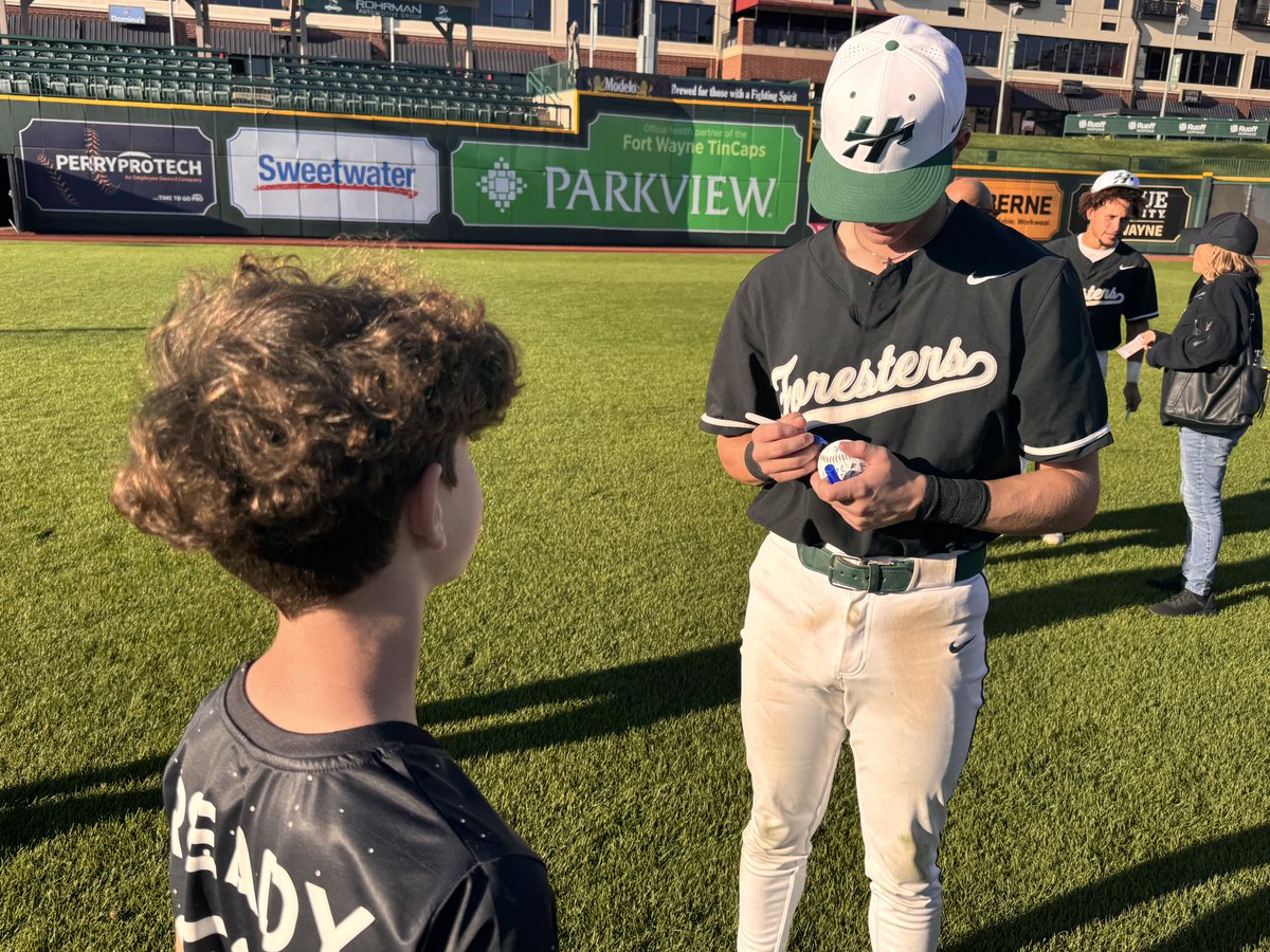 TinCaps tweet picture