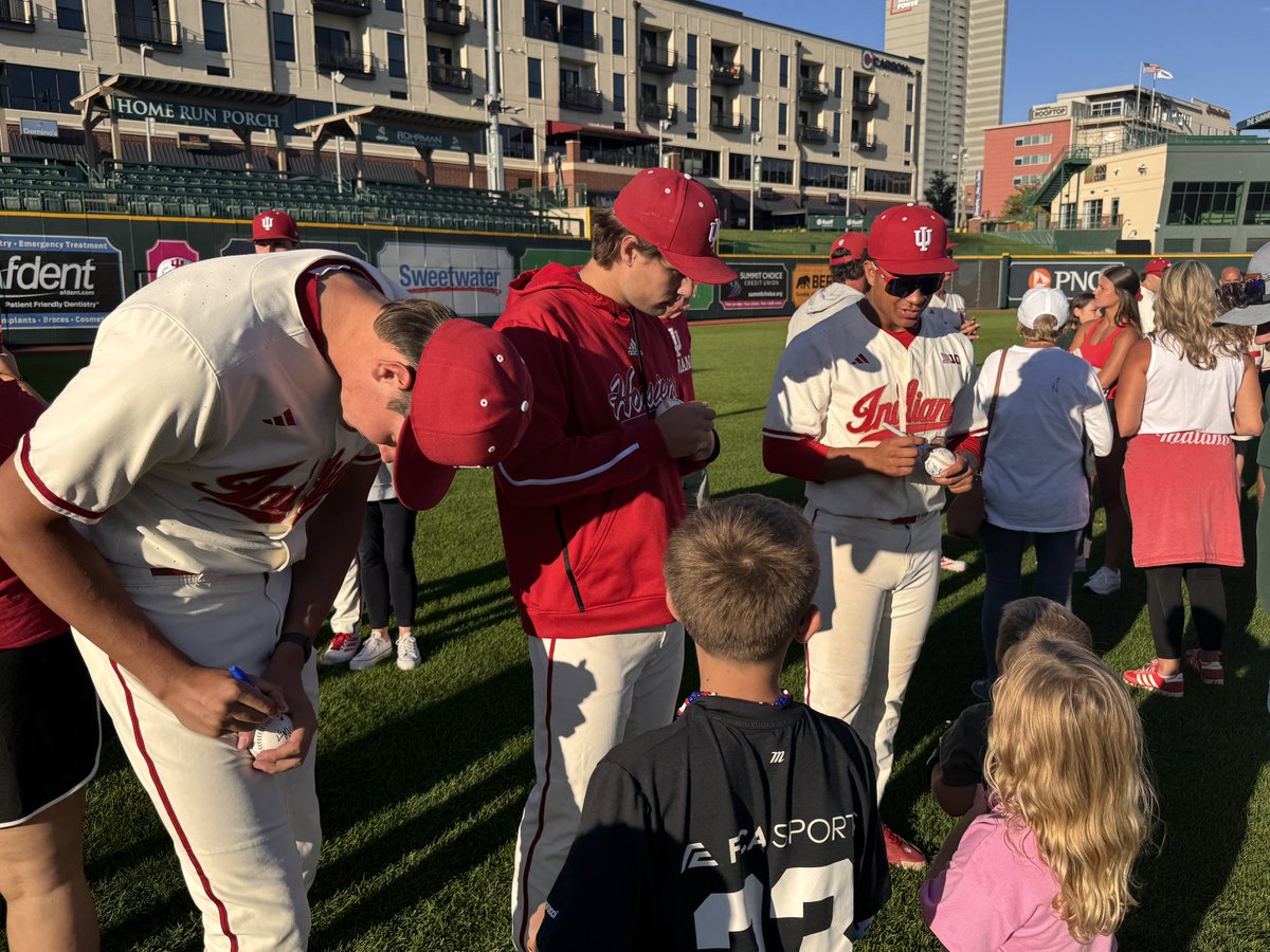 TinCaps tweet picture