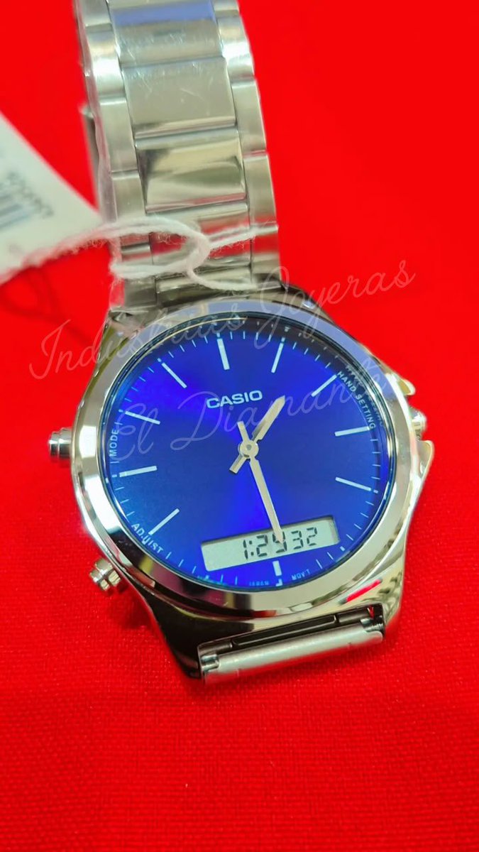 neryzepeda's tweet photo. *INDUSTRIAS JOYERAS EL DIAMANTE* 💎
#PARATI #RELOJES #HOMBRE #CASUAL #ELEGANTE #REGALO #PERFECTO 🎁⌚️💎
Productos de #CALIDAD y #ORIGINALES 💯 #Garantizados
Envío #Gratis en toda #Guatemala y #EstadosUnidos (Preguntar Requisitos)
Puede visitarnos en:
📍JUTIAPA (Calle 6 https://t.co/ZBkd4FF0Cn