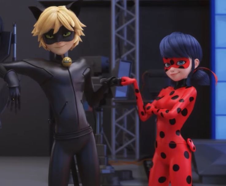 acervoladynoir's tweet photo. L de Ladynoir! https://t.co/zADezee0uR
