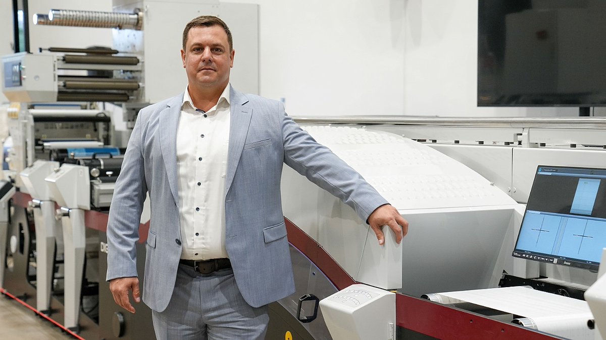 LabelsNLabeling's tweet photo. NEWS

Mark Andy appoints Stark

https://t.co/vsSWUkg97X

#LabelNews #Printing #FlexiblePackaging #OffsetPrinting #Flexo #Labels #LabelPrinting #Packaging #Inkjet #PrintingPress https://t.co/jYDqGIJ4hv