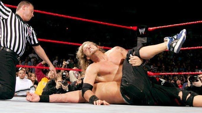 DFW_Wrestling's tweet photo. @MattDFW1 @NathanLeeDFW PEDIGREE CONNECTS TO MAT SIEGMAR! PERRY PIERCES OWN FINISHER GIFTED TO HIM! 

NATHAN LEE HOOKS THE LEG. 

ONE!

TWO!

THREE!

ITS OVER! NATHAN LEE HAS DONE IT! HE IS WORLD HEAVYWEIGHT CHAMPION ONCE MORE! 

THE TOKYO DOME EXPLODES AS NATHAN LEE CANT BELIEVE IT! https://t.co/qRLFjpc0Yu