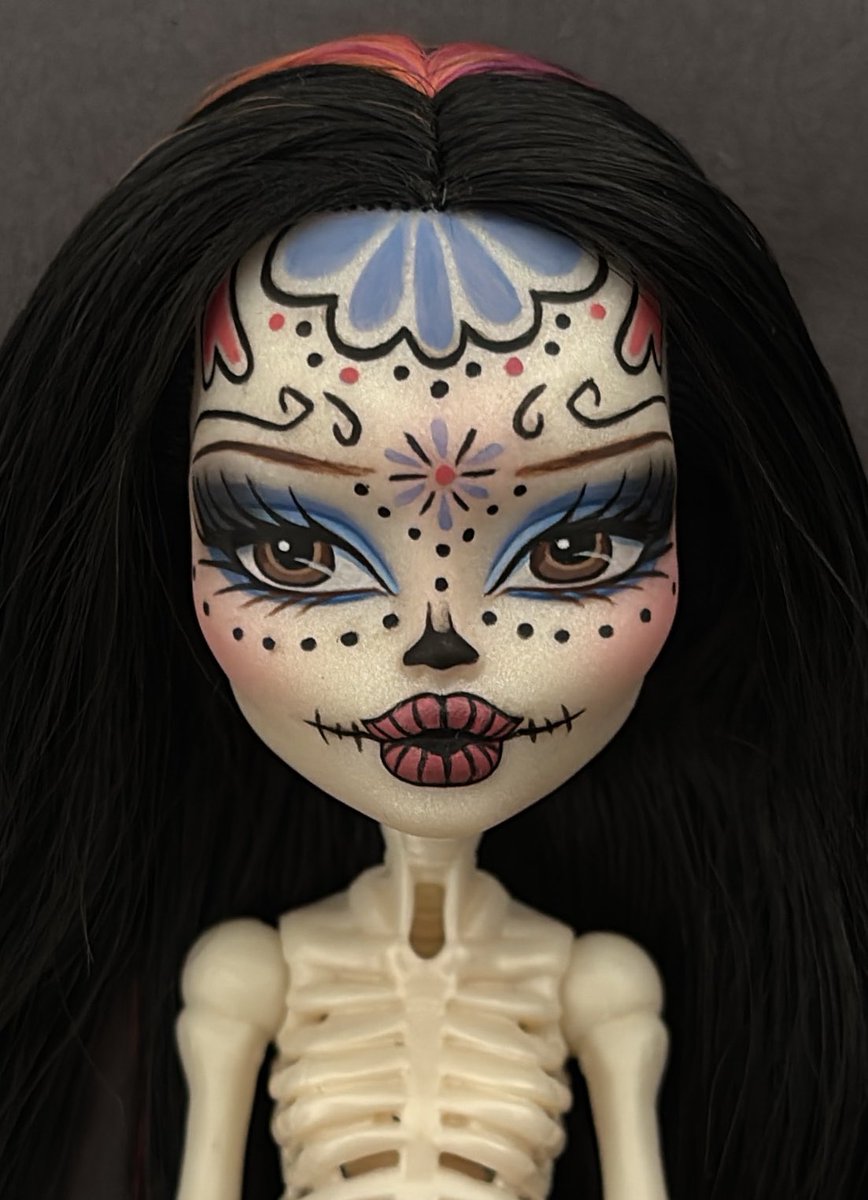 glamourtorn's tweet photo. feeling: latina https://t.co/bCyBoTs8Xv