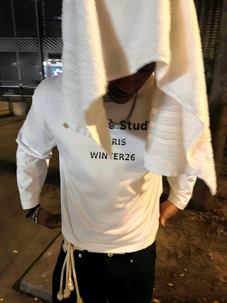 imdahcoolkid's tweet photo. The Lagos lifer.                His crib https://t.co/BJWa5jDXxs