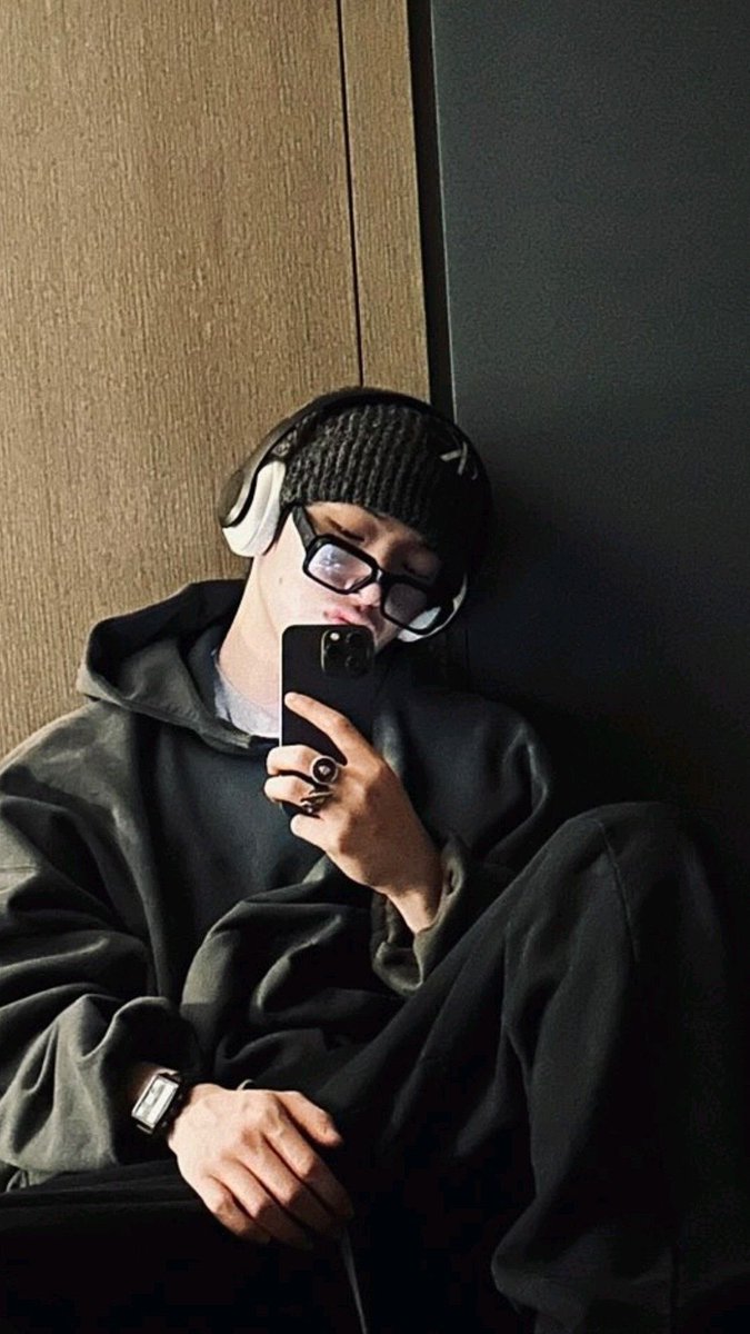 lu5t4lif3_'s tweet photo. Creo que me relaje de más esta vez https://t.co/zrZxG2ghiE