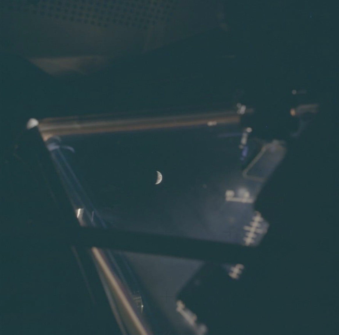 astro_jaz's tweet photo. i love the restored apollo images https://t.co/61O6NSCncU