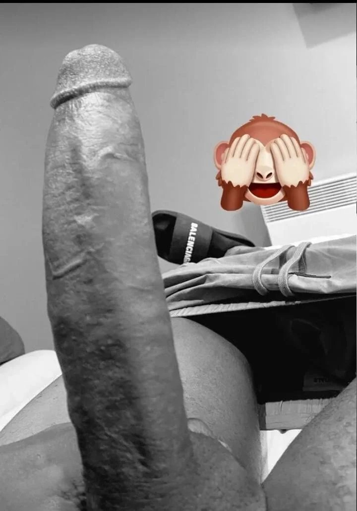 famousbigfella's tweet photo. NEED A SUCKER WHO'S IN 💦🥹😈 https://t.co/bPycRpLYuV
