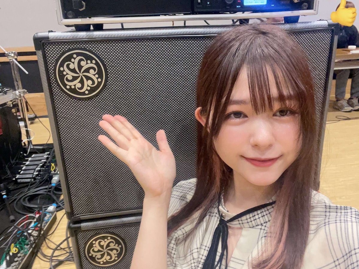 Black_Topaz666's tweet photo. BlackEmerald666さんにオススメの今日の一曲は…[Eagle Fly Free(from A.A. Bonus Track)]です!

Piano cover➡️https://t.co/ipt9IvHXbs

Today's fortune is...中吉!
⭐⭐⭐ (#FAMI)

🎰:+0->20pts
🎶:Electric Sun-Electric Sun

-
🤘🐺🤘

#LOVEBITES
#今日のオススメ曲LOVEBITES編 #shindanmaker https://t.co/OdAoRVRMJb