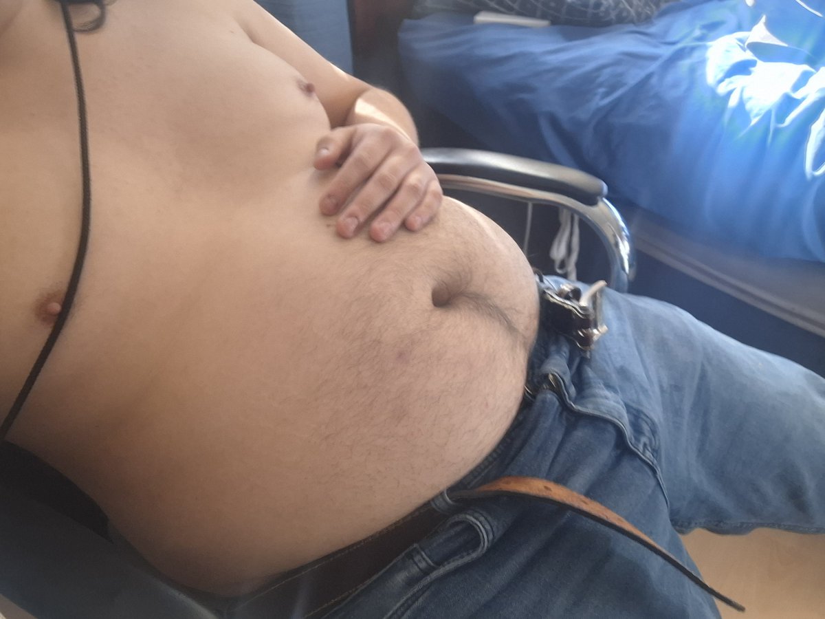 fattydick02's tweet photo. HOLAAA
no soy nuevo en twitter, la anterior cuenta me la suspendieron XD
busco #mutis #mutuals #muti de #nsfw
soy hetero al 100%, con la barriga y la polla gorda, cómo se puede ver
virgen hasta el matrimonio https://t.co/MscWtzWckH