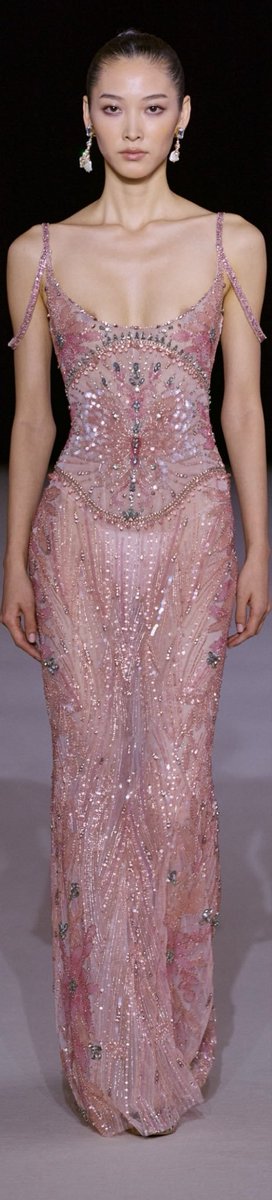 allurehaven's tweet photo. Georges Hobeika ss27 https://t.co/sfZtwWnQlw