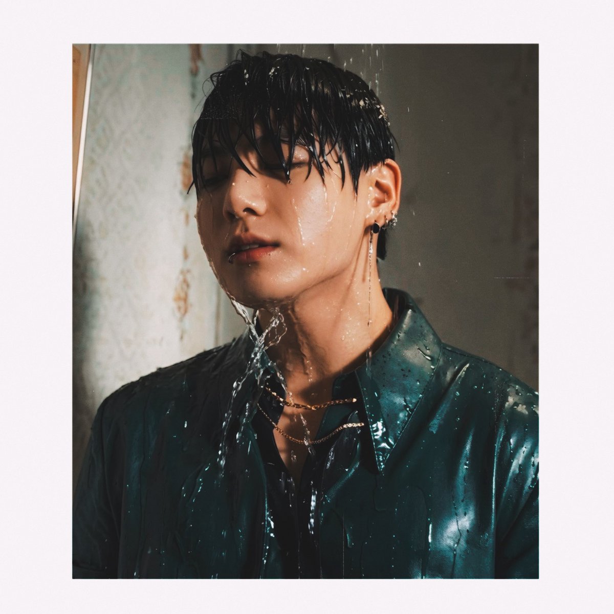 jungkookversex's tweet photo. jungkook normal mv through polaroids https://t.co/S57BH1ztPP