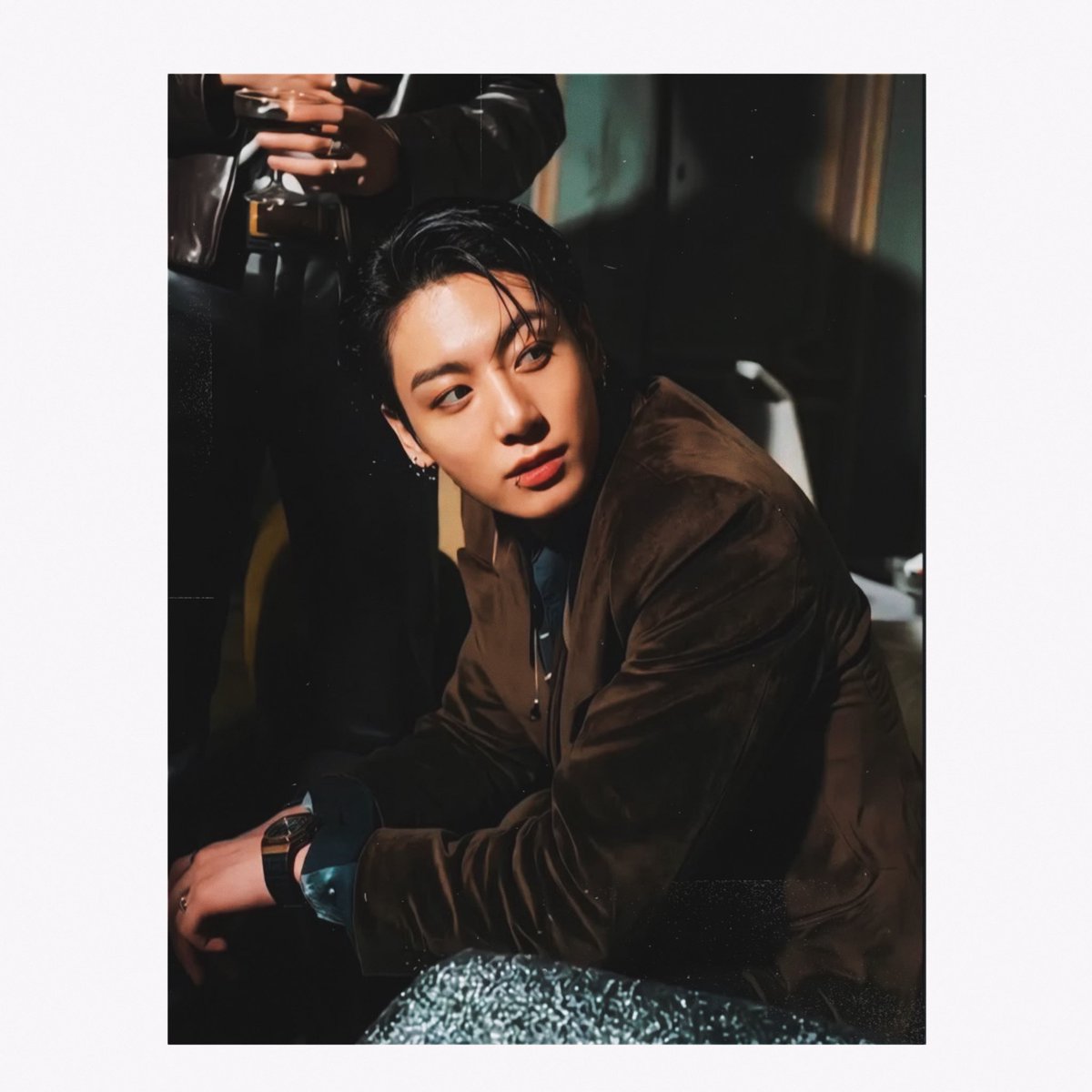 jungkookversex's tweet photo. jungkook normal mv through polaroids https://t.co/S57BH1ztPP