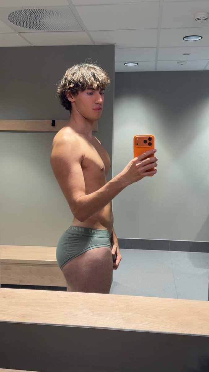 gymboyevan's tweet photo. Workout day https://t.co/dmKbSqeLx9