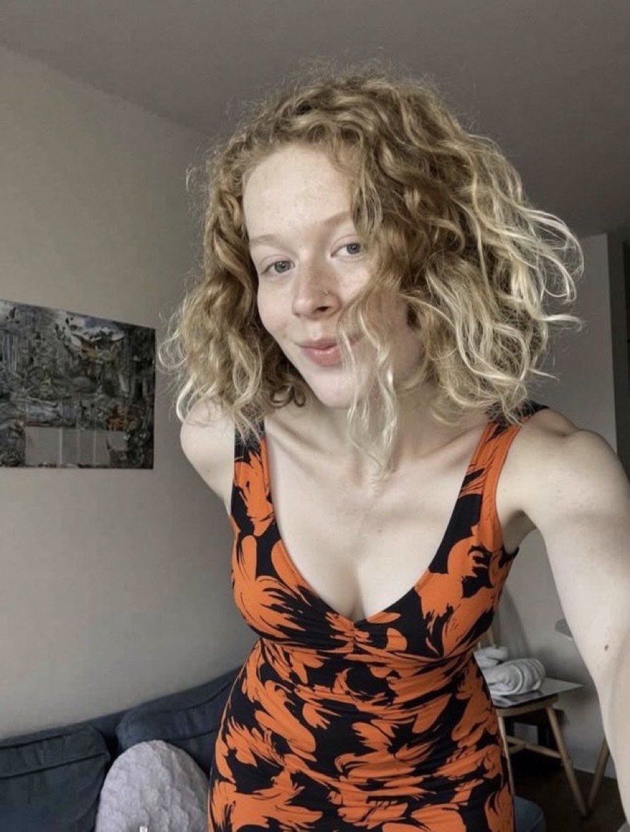 SendMeADirbw5b's tweet photo. 💋✨ Trans Queen with a heart of gold 💖👑 Confidence, beauty, and a little bit of magic. 🌹💕 Here to spread love, make genuine connections, and enjoy life unapologetically. 😘🏳️‍⚧️ Like, comment, and say hello, gorgeous! 💋🔥 #TransQueen #TransBeauty #TransLove #LGBTQ #Viral #Foll https://t.co/NTPtcGJoTm