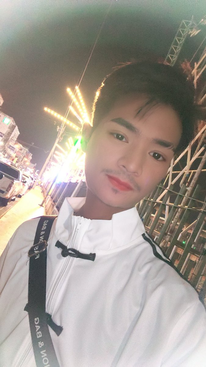 KoShinerhdo's tweet photo. Hi ဘန်ဖီဂေဟာ
ဘန်ဖီဂေဟာ https://t.co/GxlnetA7Qd