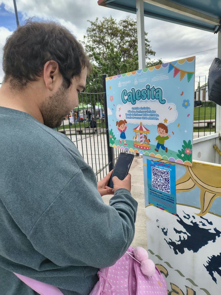 lukitasmaterre's tweet photo. Domingo de calesita gratuita para las infancias en el Paseo Héroes de Malvinas #ParqueCentral
-Sab, Dom, feriados (15-17hs). Te esperamos para jugar.
@munineuquen @DDHH_RI_CI @MarianoGaidoOk @GiovanettL https://t.co/KfNtUg8FKr