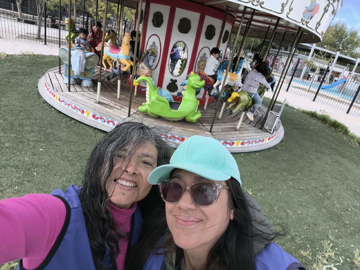 lukitasmaterre's tweet photo. Domingo de calesita gratuita para las infancias en el Paseo Héroes de Malvinas #ParqueCentral
-Sab, Dom, feriados (15-17hs). Te esperamos para jugar.
@munineuquen @DDHH_RI_CI @MarianoGaidoOk @GiovanettL https://t.co/KfNtUg8FKr