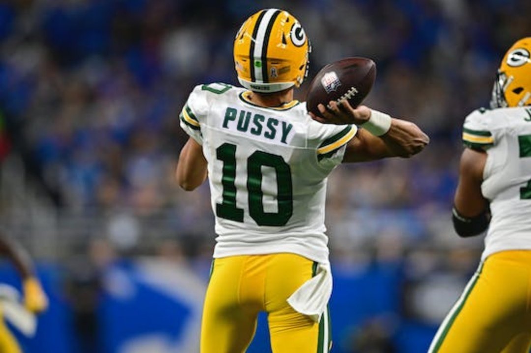 GlobDabolina's tweet photo. Fuck the Packers man

Fuck them 

Fucking hate those guys https://t.co/JoghkYlCcC
