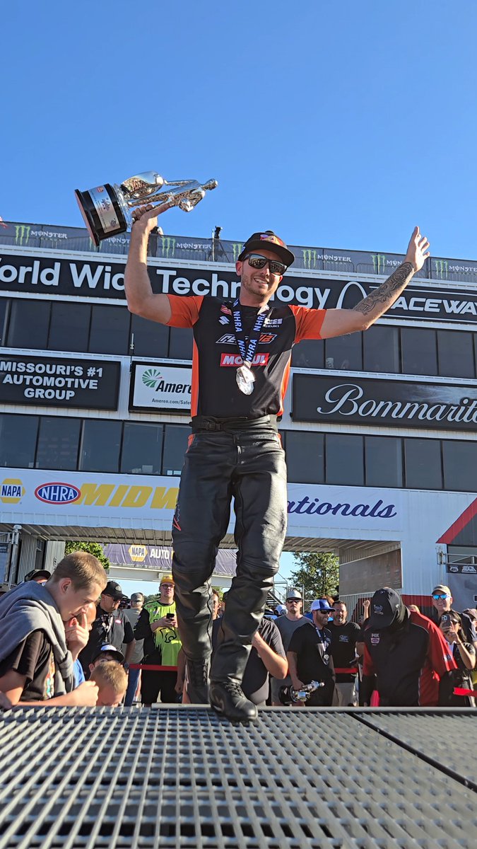 competitionplus's tweet photo. Congratulations to the winners of the #NHRA #MidwestNats - Shawn Langdon, Austin Prock, Aaron Stanfield &amp; Gaige Herrera! #DragRacingNews #PEAKSquad #competitionplus https://t.co/oGTujZoGJJ