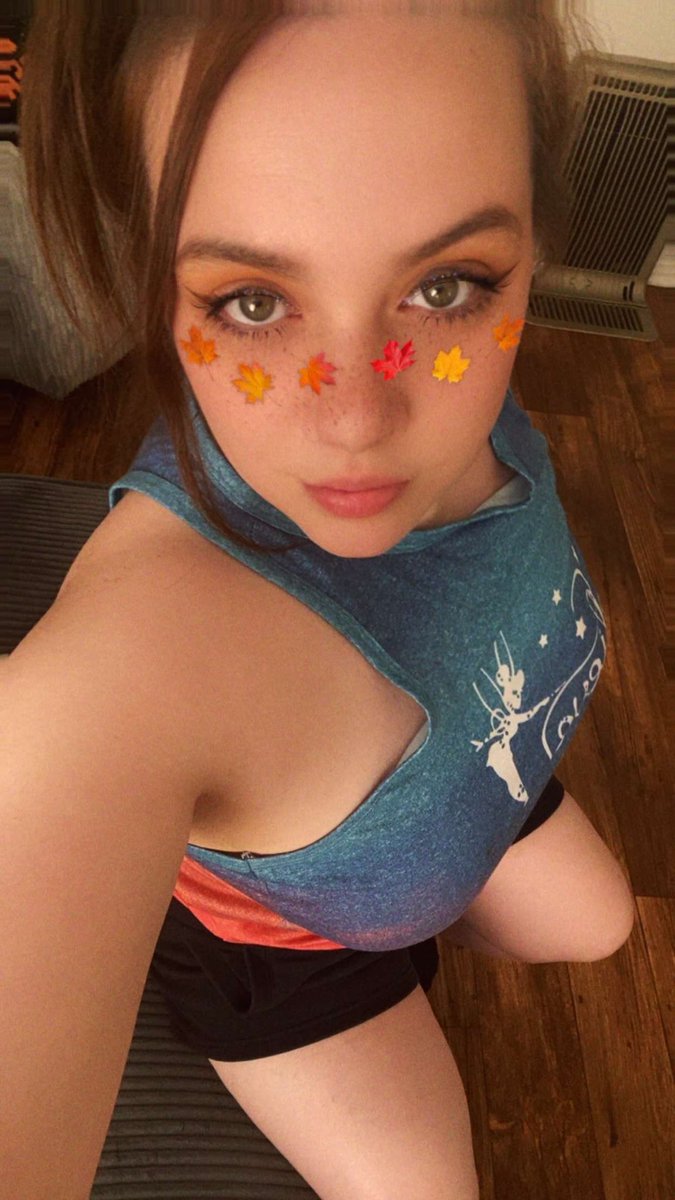 witchy1369's tweet photo. #fypシ゚viral #stoner  #chubby #fypviral #thick #sexy  #sweetface https://t.co/Sx1hORiOBX
