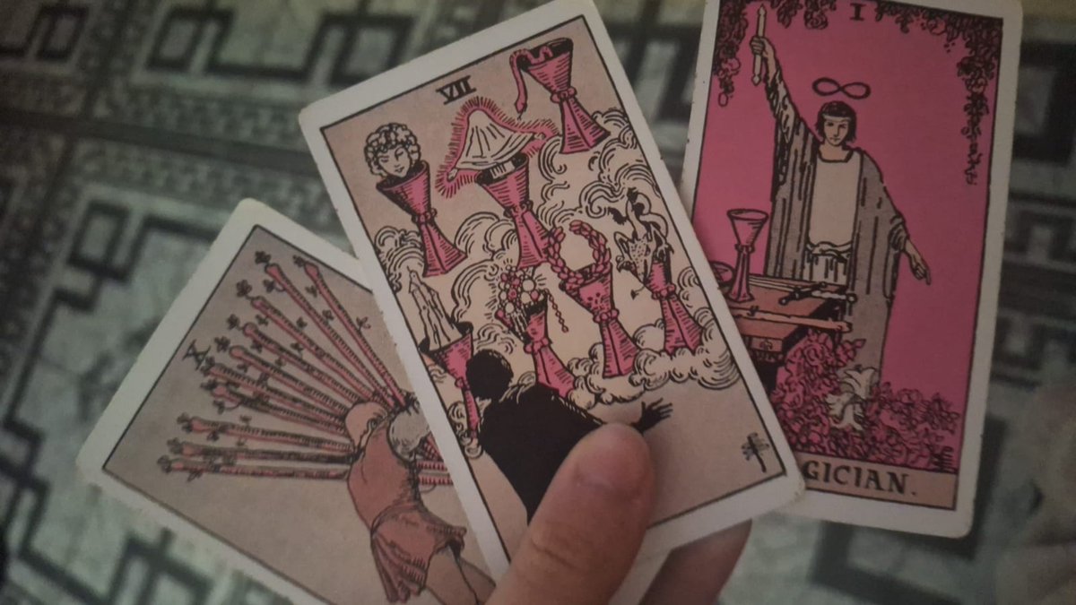 preswinhas's tweet photo. eleições segundo o tarot

(e com base em uma outra tiragem que fiz q saiu 8 de espadas)

lula ganha - muita fake news encima dele, grande maioria de candidatos da oposição vao ser elegidos, ele vai sofrer bastante pressao nesse governo e vai estar cercado da extrema-direita https://t.co/QWgMgqDLbE