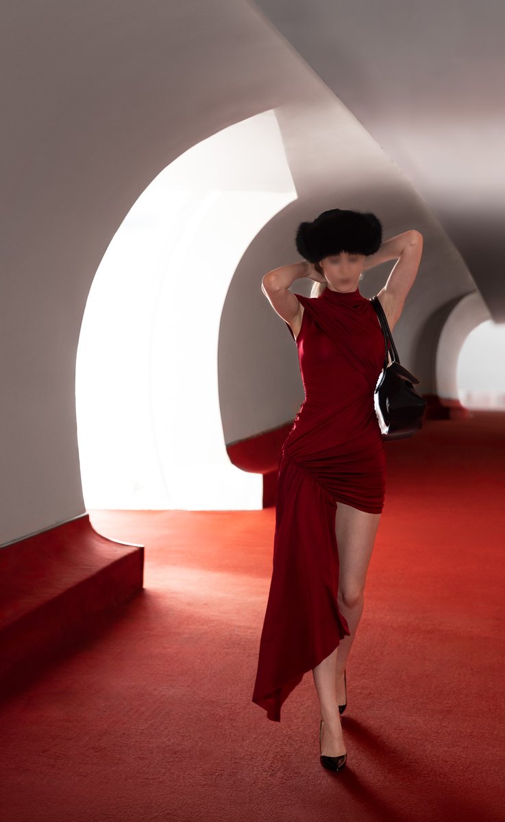 AdelinesAlibi's tweet photo. A woman in red is either a warning or an invitation. Occasionally both https://t.co/GVKfv2gLRW