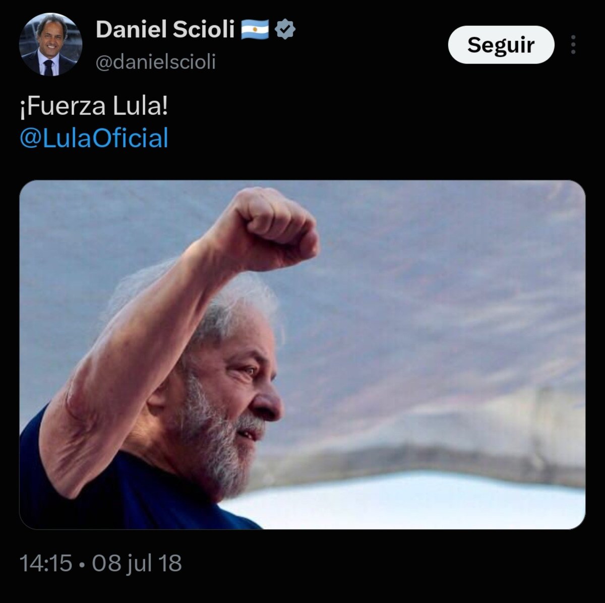 rquiroga777's tweet photo. Curioso que aunque le falte una mano igualmente sean el campeón en salto con garrocha https://t.co/ls7ozc3gxt