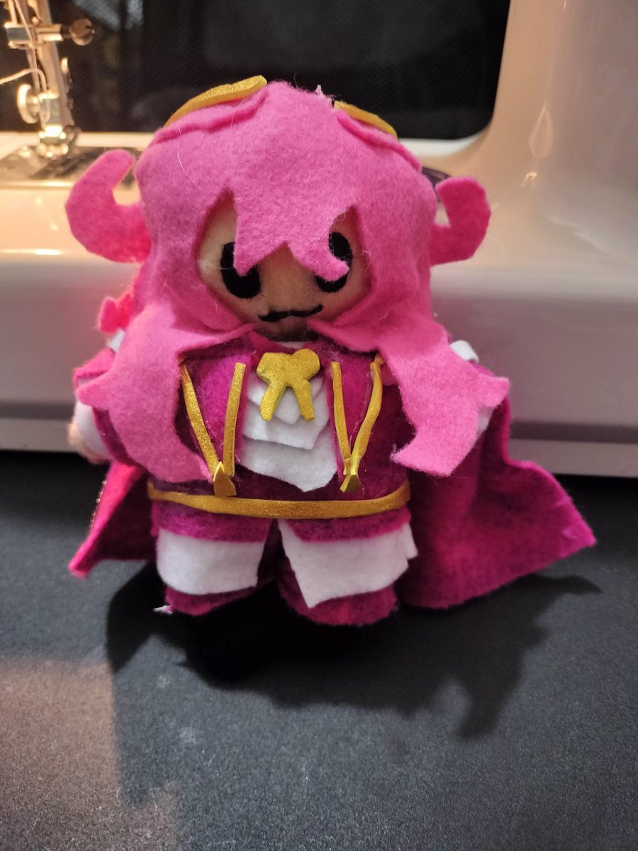 SIGZ4l's tweet photo. this lowk came out bad but wtvr it's my own little fucked up creature I get to chew on when I'm bored https://t.co/cQWVhvrtmP