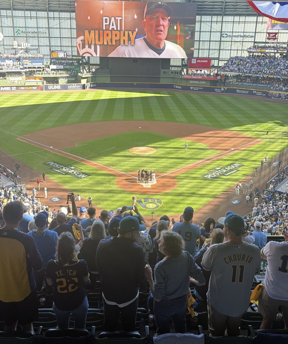 CC_Sabathia's tweet photo. Had to pull up to see my Milwaukee fam 🙌🏾 @Brewers https://t.co/356gbVdbt9