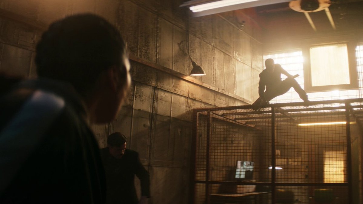 captaincupkick's tweet photo. This is still my favorite guest appearance in the MCU, seeing Daredevil from the perspective of a criminal made him look like a MONSTER, it's such a cool way of showing how dangerous he truly is

This shot was so cold too https://t.co/Vl4y345cC4
