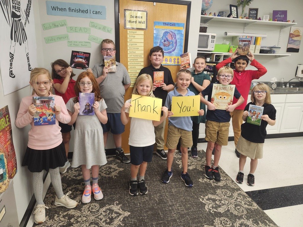 SPLSPanthers's tweet photo. The 4th graders are excited to get some new books for our classroom! https://t.co/a3qL38I1Ce