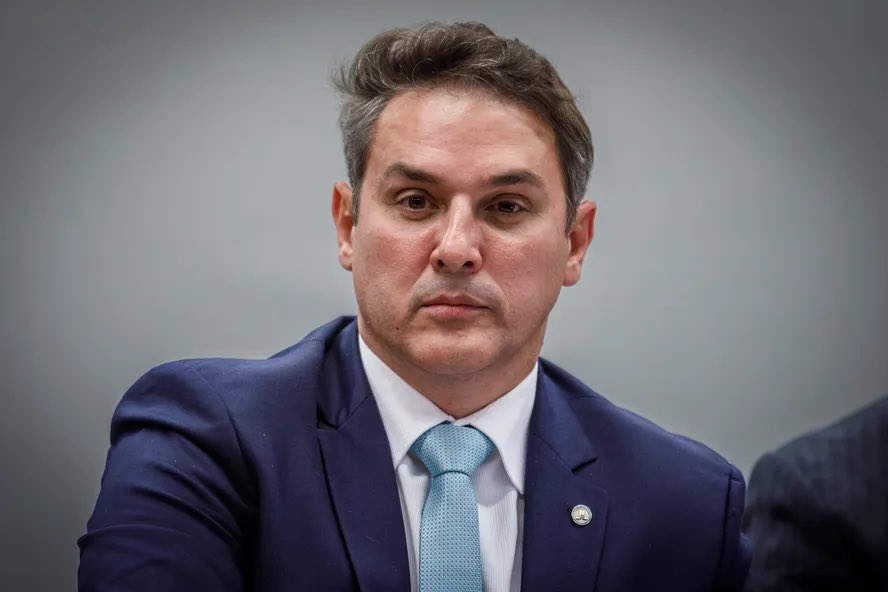 DataFutebol's tweet photo. ZUCCO ELEITO O NOVO GOVERNADOR DO RIO GRANDE DO SUL!

Ele foi eleito no PRIMEIRO TURNO. https://t.co/sbi7Bz2ip8
