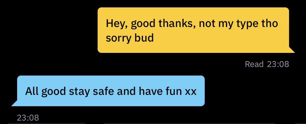 gobshitechris's tweet photo. How adults talk on grindr btw https://t.co/1Vxb9109l3
