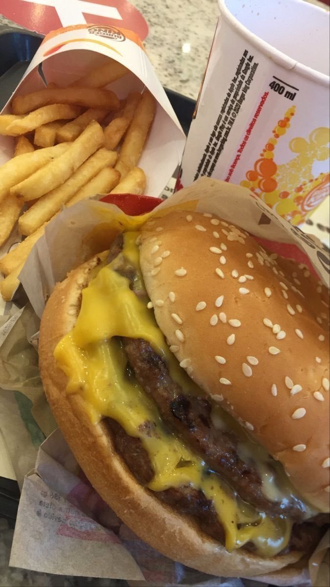 XTheFoodPorn's tweet photo. Double Cheeseburger &amp; Fries https://t.co/m9FbeisAjC