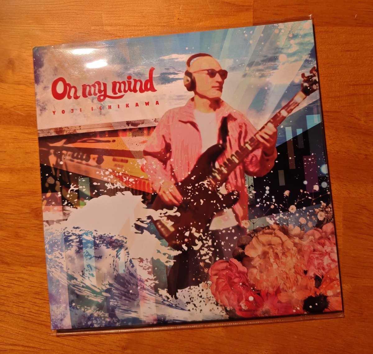 mmm_sky09's tweet photo. 届いた新譜。ソロ名義、Jamesさんのルーツミュージック感溢れる曲が並んでる。ベース音、本当に心地良い。
#市川james洋二
#thestreetsliders https://t.co/xejKDOu3h6