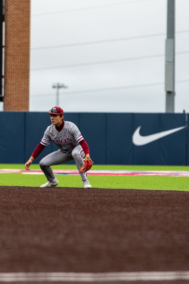 ElonBaseball's tweet photo. Phoenix vs. Flames. 

#PhoenixRising | #GoldStandard https://t.co/nR4NFYT2FM