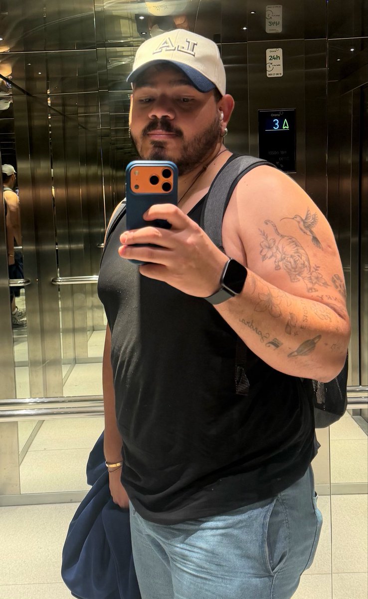 diceberr's tweet photo. I’m a big boy 🐻 https://t.co/GRB0ROw71a