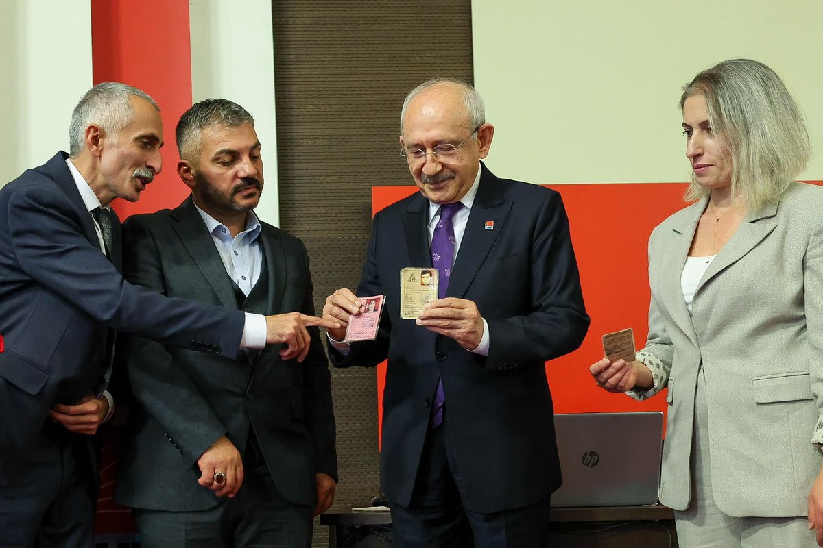 Bursacssmderneg's tweet photo. Cumhuriyet Halk Partisi Kapılarını Sonuna Kadar Bizlere Açtı 
Teşekkürler Sayın @kilicdarogluk 
@fethigurer 
Sizlerin Desteği ile Kazanacağız Çünkü Bizler Haklıyız 
@orhansaribalchp
@brahimelikkaya8
Stajyer Çırak Ankara'da 
#MuhalefetYasaDediCumhurDuyBuSesi https://t.co/FMMH3so6mM