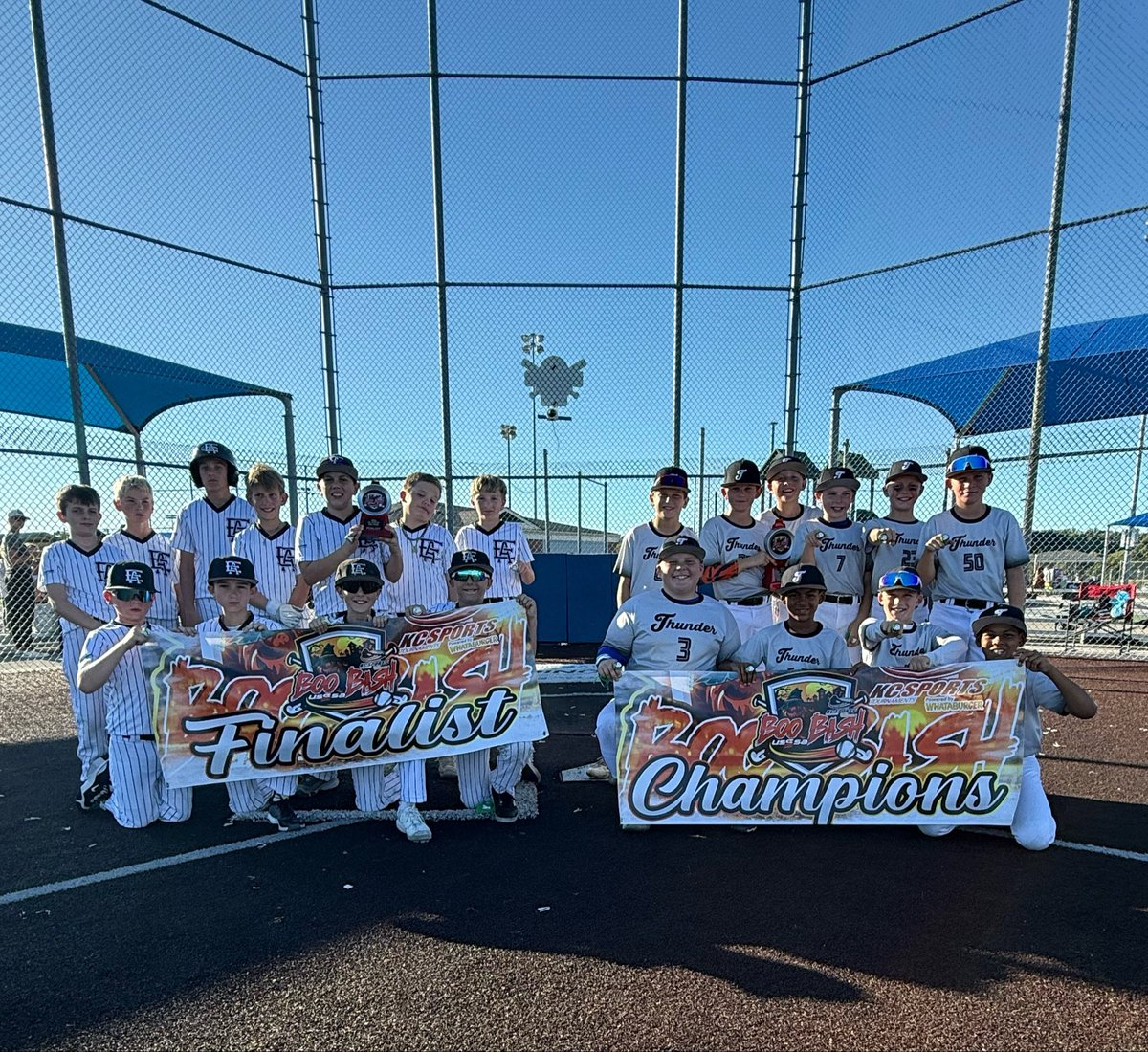 KCSPORTS's tweet photo. Congratulations to both of these teams for making it to the championship in our Boo Bash at Capitol Federal Sports Complex! #PlayUSSSA
11AA:
π₯- Thunder Baseball
π₯- @EngagedBaseball
@USSSA_Midwest | @USSSABSBL | @USSSA_KC | https://t.co/9zfiDLe1sG