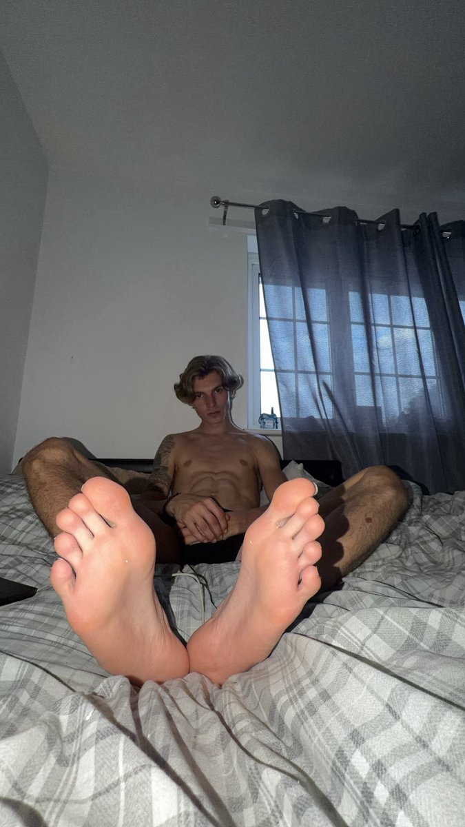 master_aj7 tweet picture