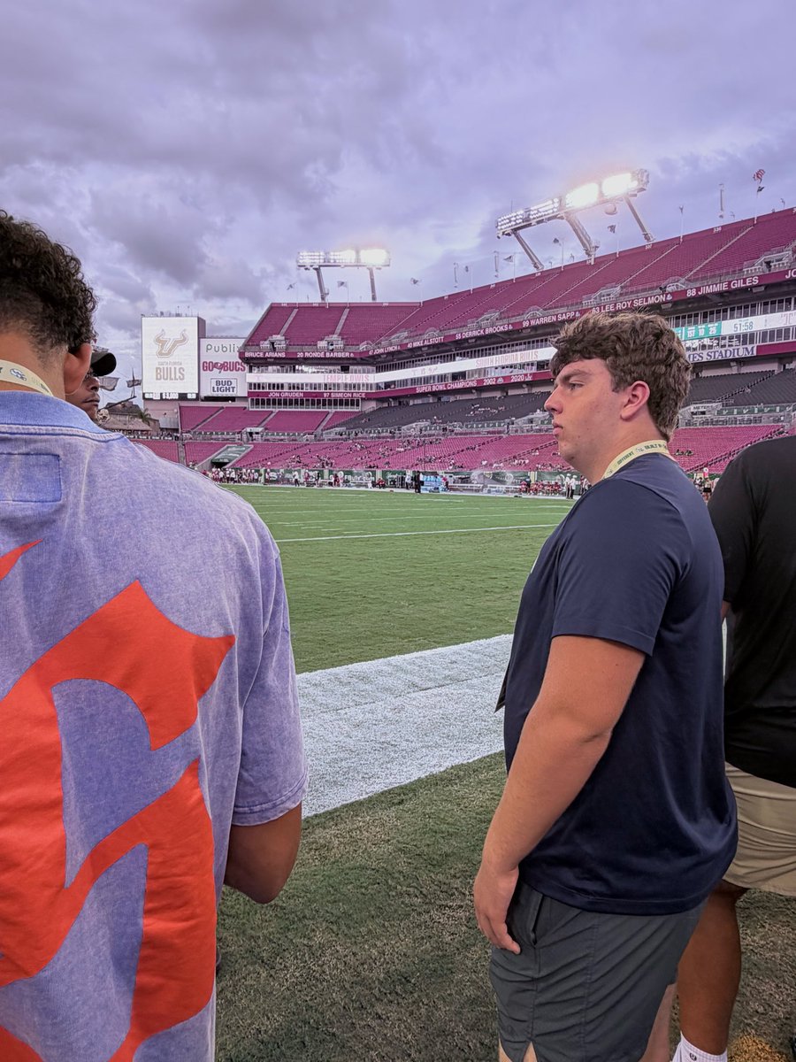 GrantSorensen53's tweet photo. Great experience at Raymond James Stadium yesterday! 🤘

Thank you @USFFootball for having me and allowing me to experience game day and get around the program.

I appreciate everyone who made me feel welcome. Looking forward to continuing to build relationships with the staff and getting to know the program even better.

Go Bulls!