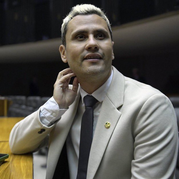 vaidesmaiar's tweet photo. Cleitinho está oficialmente ELEITO governador de Minas Gerais #Eleições2026 https://t.co/aPOB9oWXcj