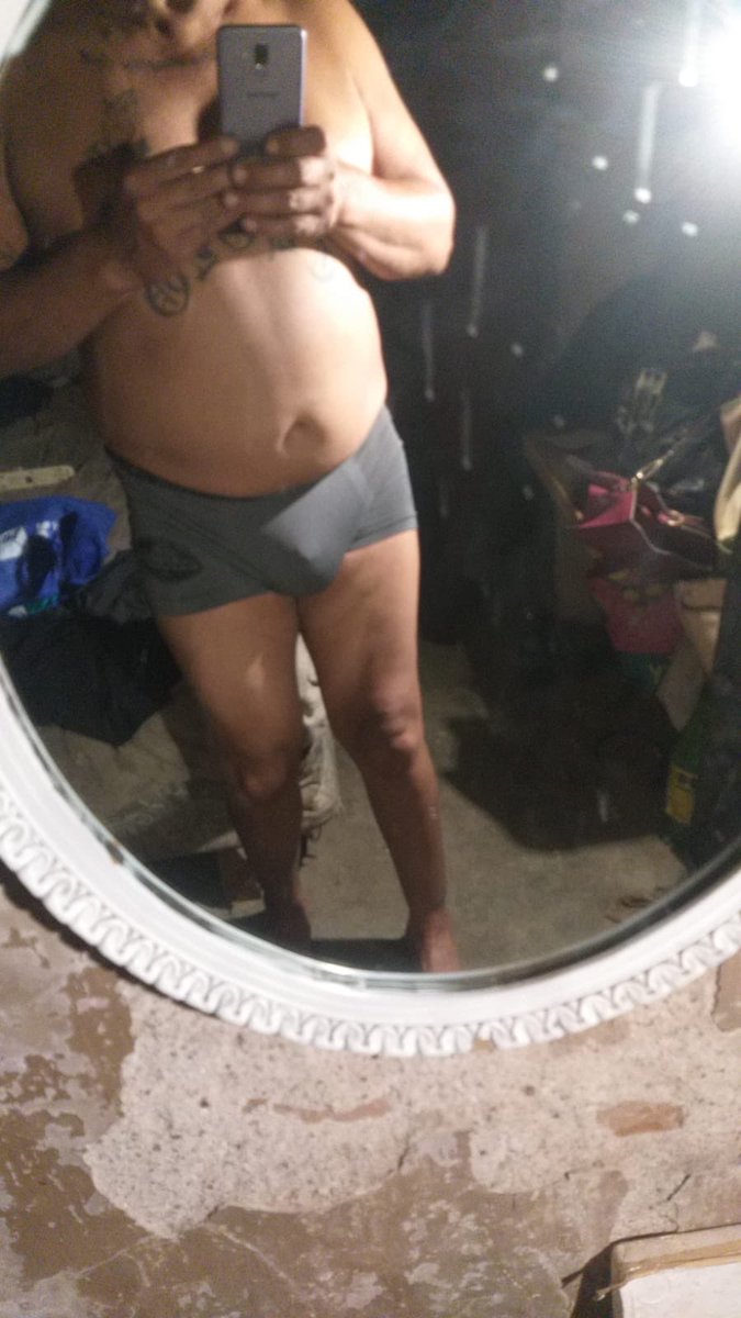 PapissCalientes's tweet photo. Cholo caliente 🔥 Buscando quien le dé verga, ¿quién se apunta?

Sígueme para más contenido @PapissCalientes 
Machos reales buscando otros machos 🧔🏻‍♂️

@ElRinconLGBT https://t.co/CECKuQikki