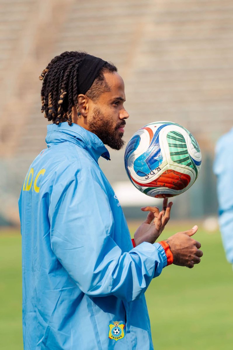 CongoleseFNews's tweet photo. 🔩 𝗗𝗘𝗥𝗡𝗜𝗘𝗥𝗦 𝗥𝗘́𝗚𝗟𝗔𝗚𝗘𝗦 🐆 !
🔜 Nos léopards de la RDC 🇨🇩 ont effectué leur dernière séance d’entraînement avant le match face aux Crânes de l’Ouganda 🇺🇬.
©️FECOFA
#RDC #UGACOD #RDCUGA #CODUGA https://t.co/620XC7VNBi