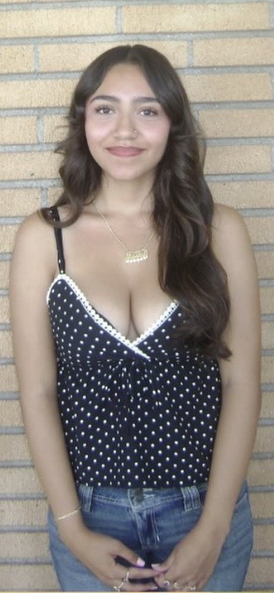 PepeEl088's tweet photo. little whore who has sent me by her cuckold bf, begging me to upload her so we can all see her, the poor guy was so desperate for other men to morbidise his girlfriend so fucking bad, u can tell hes a good cuck, letting her dress like a whore, and showing us this bitch https://t.co/b6USWFBDWL